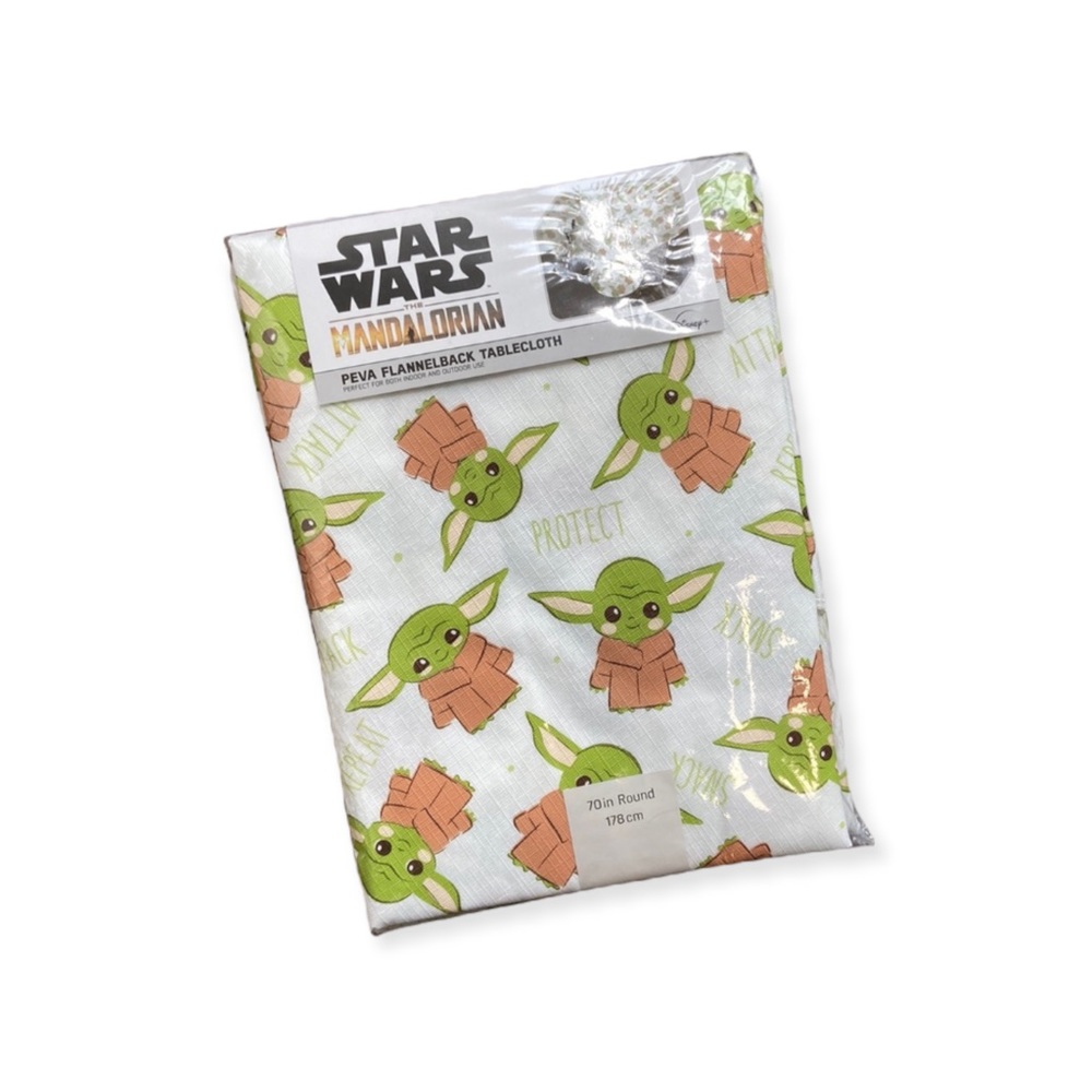 Star Wars Mandalorian Baby Yoda 70 Inch Round Vinyl Table Cloth New